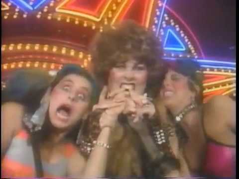 GLOW: Episode 1
