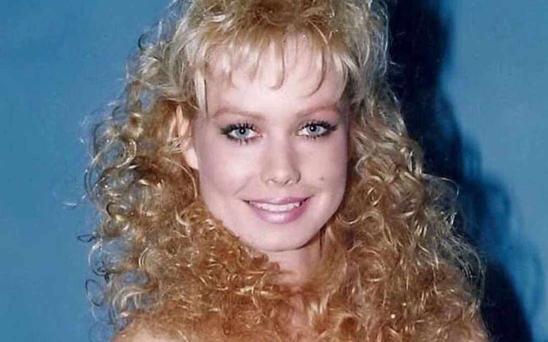 Shocking Secrets The Cast Of GLOW: Gorgeous Ladies of Wrestling TV Series Tried To Hide