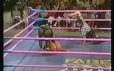 GLOW ( gorgeous ladies of wrestling ) 9