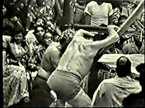 Giant Baba vs. The Sheik – WWWF/AWA 9/20/1972