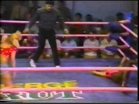 G.L.O.W. “Sally vs. Hollywood” (First singles' match encounter)